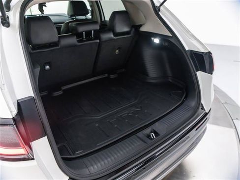 Used 2023 Honda HR-V EX-L image 32