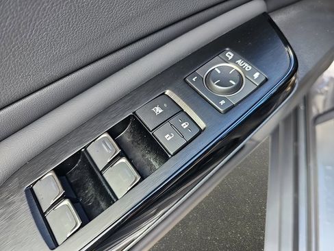 Certified 2024 Lexus ES 300h w/ Technology Package image 27