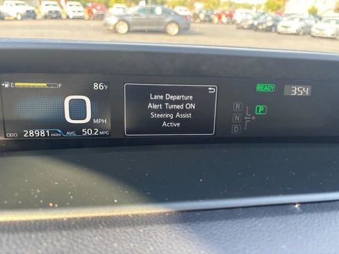 Used 2020 Toyota Prius LE AWD/4WD image 19