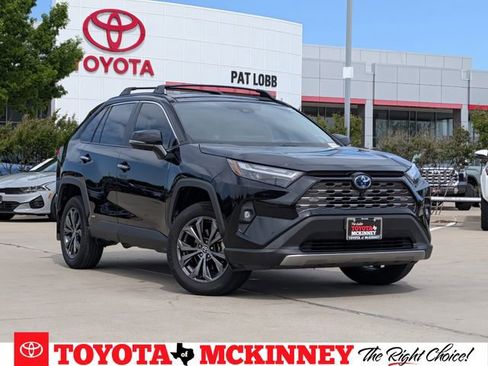 Used 2023 Toyota RAV4 Limited image 1
