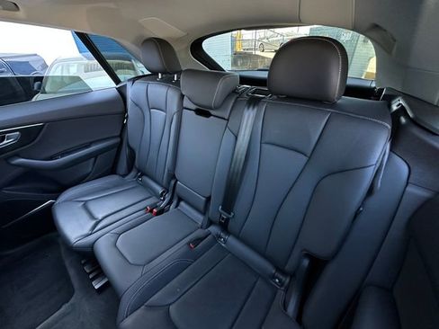 Used 2019 Audi Q8 Premium Plus image 36