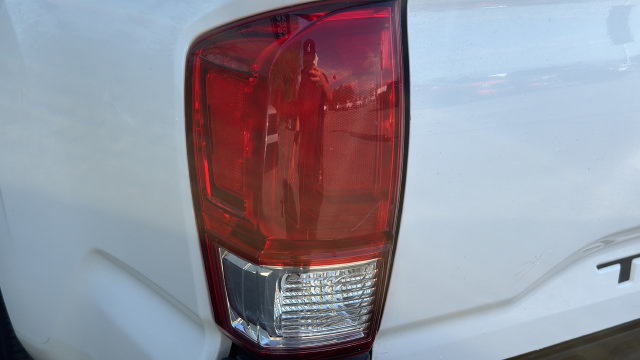 Used 2016 Toyota Tacoma SR RWD image 28