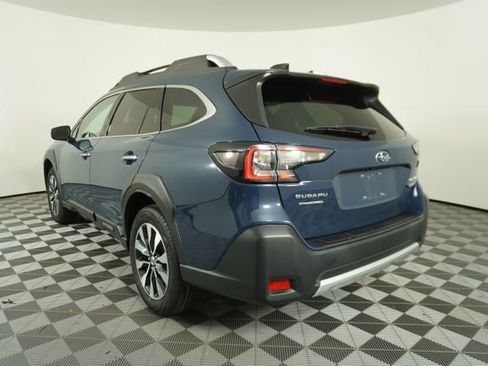Certified 2024 Subaru Outback Touring XT image 5