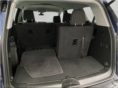 Used 2017 GMC Acadia SLE image 6