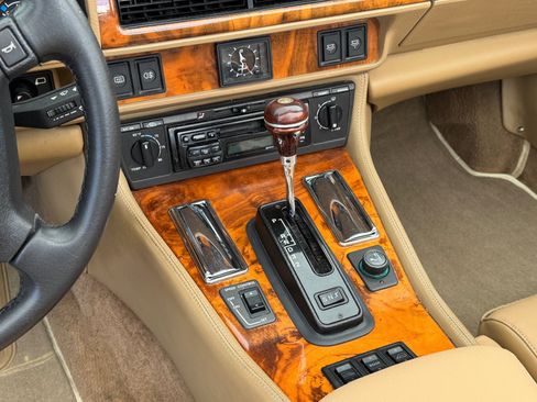 Used 1995 Jaguar XJS 4.0 Convertible RWD image 34