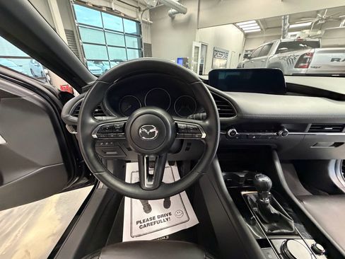 Used 2024 MAZDA MAZDA3 s FWD image 11