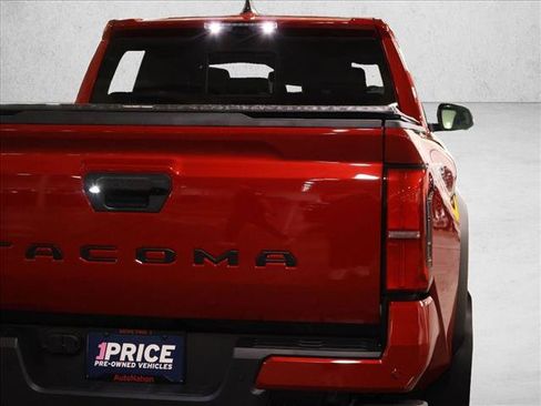 Used 2026 Toyota Tacoma TRD Off-Road w/ TRD Off Road Premium Package AWD/4WD image 8