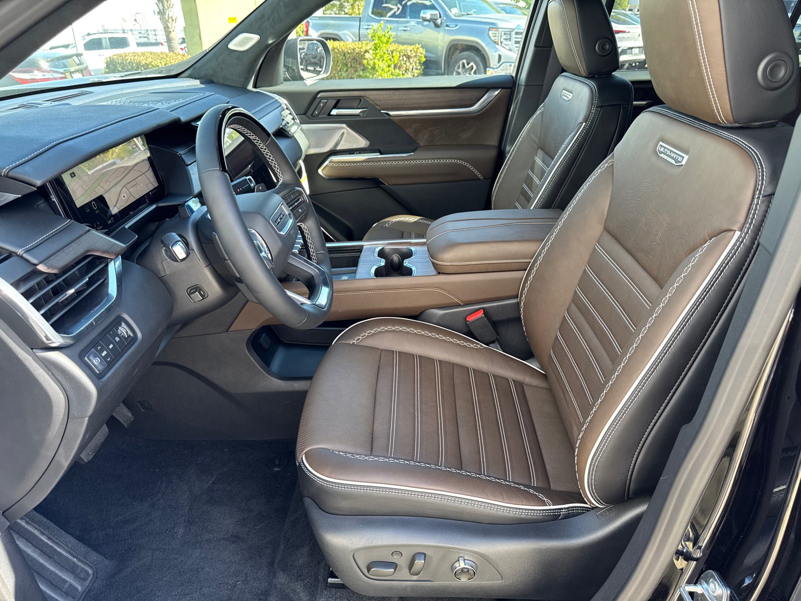 Used 2026 GMC Acadia Denali Ultimate w/ LPO, Illumination Package AWD/4WD image 30