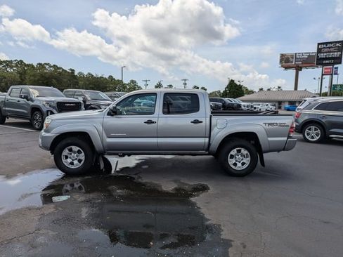 Used 2015 Toyota Tacoma 4x4 Double Cab w/ TRD Off-Road Package image 9