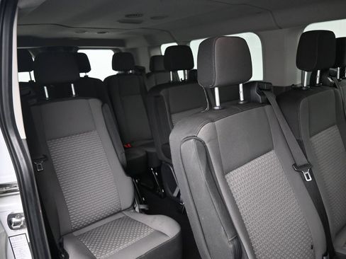 Used 2024 Ford Transit 350 XLT image 33