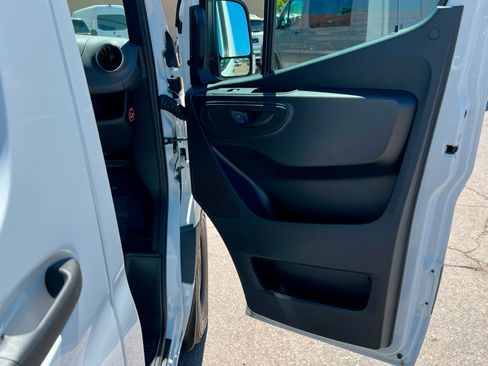 New 2025 Mercedes-Benz Sprinter 2500 image 20