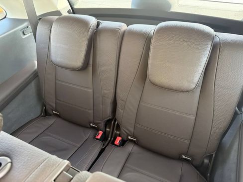 Used 2020 Mercedes-Benz GLS 450 4MATIC image 25