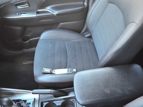 Used 2024 Mitsubishi Outlander Sport SE image 23