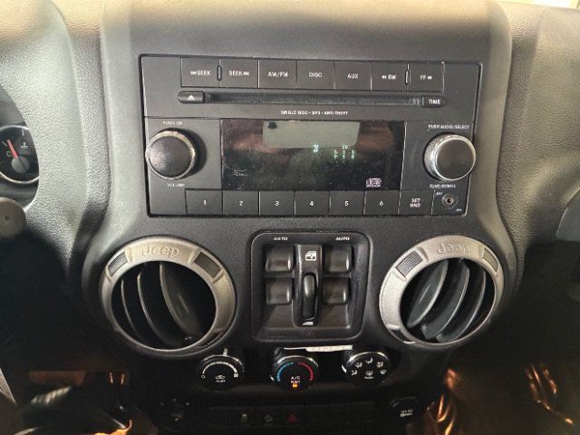 Used 2017 Jeep Wrangler Unlimited Sport w/ Quick Order Package 24S AWD/4WD image 23