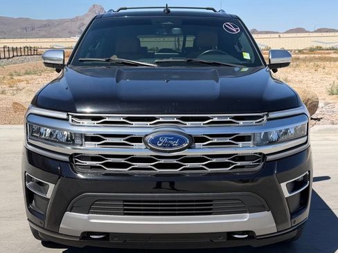 Used 2023 Ford Expedition Max Platinum AWD/4WD image 3
