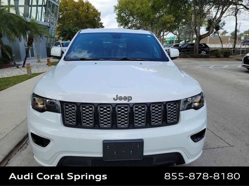 Used 2019 Jeep Grand Cherokee Altitude image 14