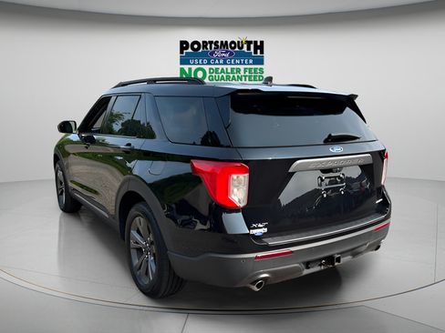 Used 2021 Ford Explorer XLT w/ Equipment Group 202A AWD/4WD image 27