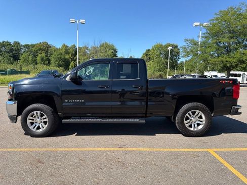 Used 2018 Chevrolet Silverado 1500 LT w/ All Star Edition AWD/4WD image 5