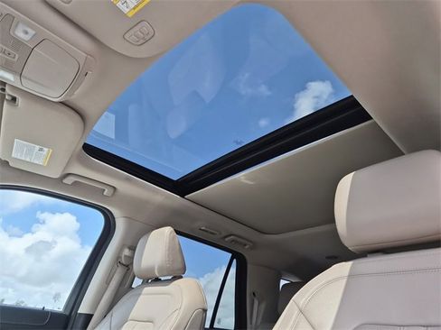 Used 2024 Ford Expedition Max Limited image 18