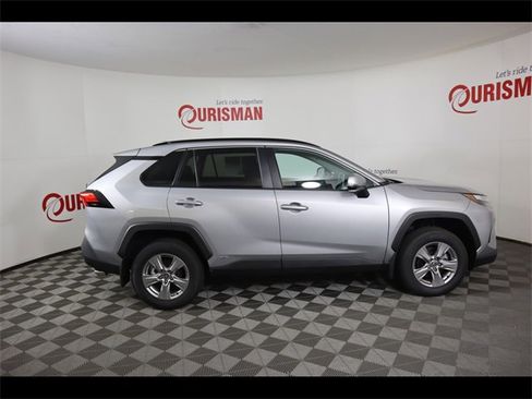 Used 2025 Toyota RAV4 XLE w/ Convenience Package image 13