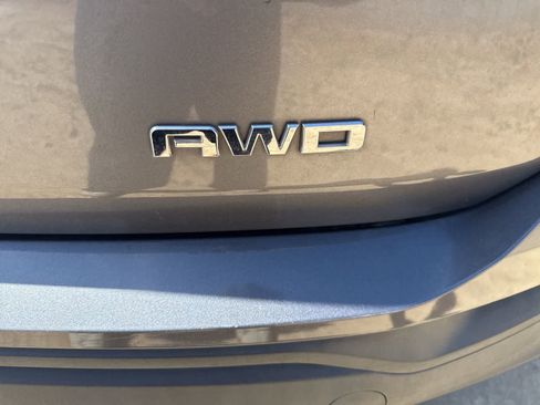 Used 2019 GMC Terrain SLE image 16