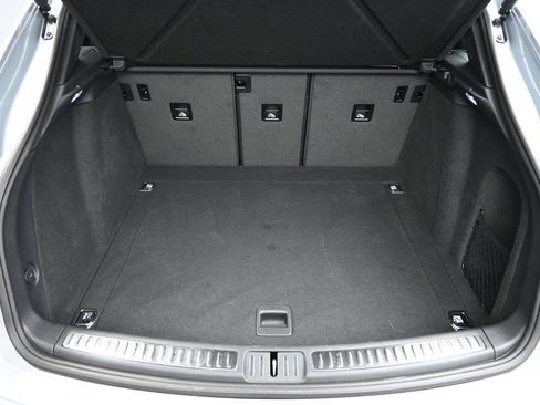 Certified 2026 Porsche Macan AWD/4WD image 25
