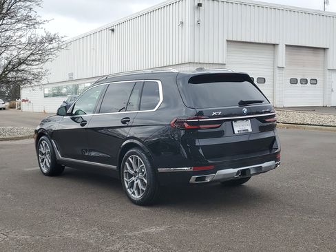 New 2026 BMW X7 xDrive40i w/ Climate Comfort Package image 2