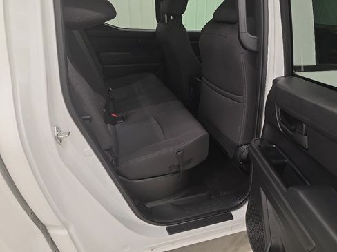 Used 2025 Toyota Tacoma SR AWD/4WD image 8