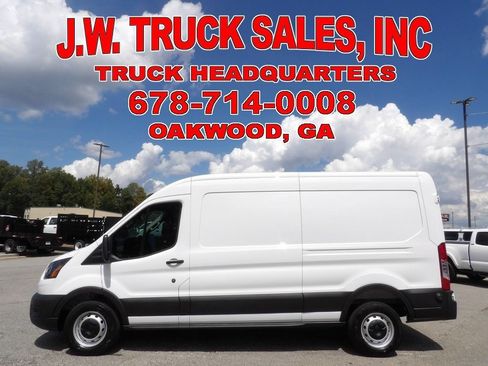 Used 2025 Ford Transit 250 148 Medium Roof w/ Load Area Protection Package RWD image 2