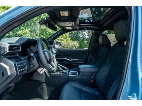 New 2026 Toyota 4Runner TRD Off-Road Premium AWD/4WD image 35