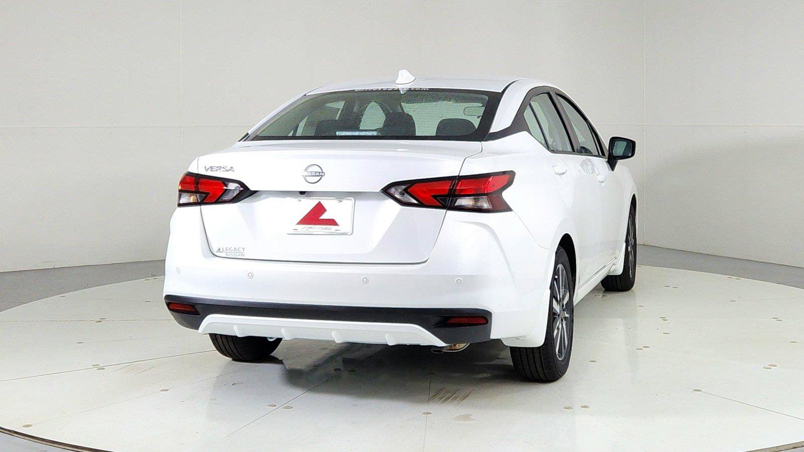 Used 2025 Nissan Versa SV w/ Trunk Package FWD image 6
