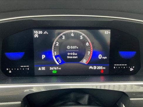 Used 2023 Volkswagen Tiguan SE w/ Panoramic Sunroof Package AWD/4WD image 19