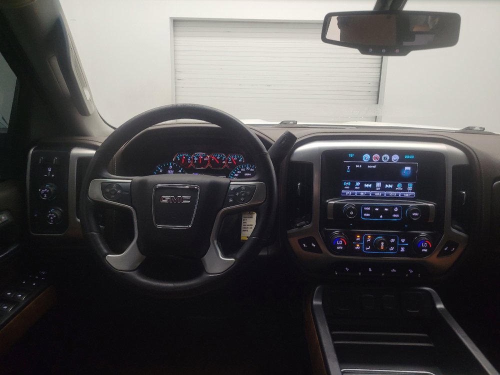 Used 2017 GMC Sierra 1500 SLT w/ SLT Premium Package AWD/4WD image 22