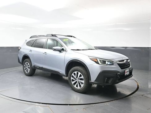 Used 2021 Subaru Outback Premium w/ Popular Package #1 AWD/4WD image 5