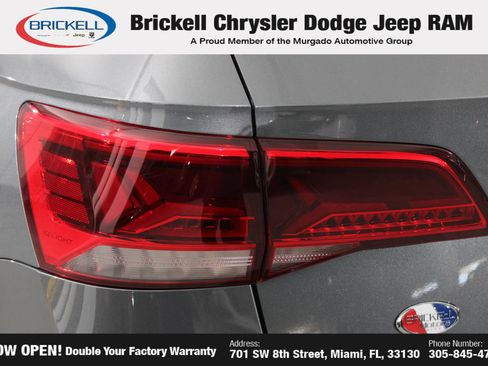 Used 2022 Volkswagen Taos SE FWD image 11