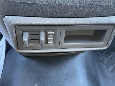 Used 2020 Ford Transit 250 Medium Roof w/ Load Area Protection Package image 28