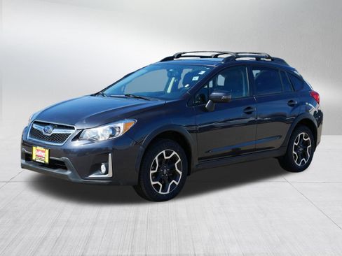 Used 2016 Subaru Crosstrek 2.0i Limited image 3