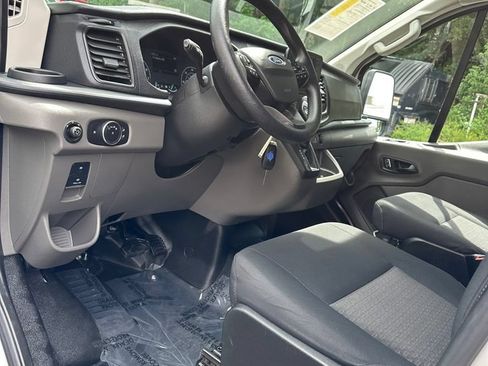 Used 2025 Ford Transit 250 Low Roof w/ Exterior Upgrade Package RWD image 10