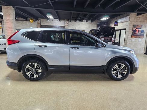 Used 2017 Honda CR-V LX image 8