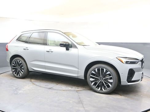 New 2026 Volvo XC60 T8 Ultra w/ Protection Package Premier image 7