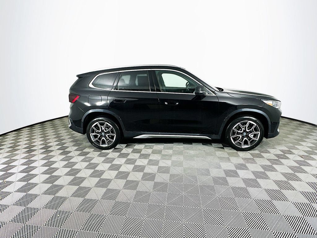 Used 2026 BMW X1 xDrive28i w/ Technology Package AWD/4WD image 9