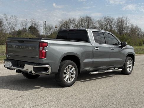 Used 2020 Chevrolet Silverado 1500 LTZ image 35