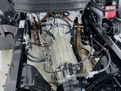 New 2026 Isuzu NPR RWD image 21