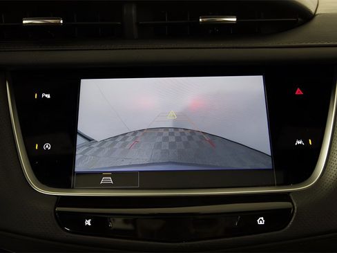 Used 2023 Cadillac XT6 Luxury w/ LPO, Floor Liner Package image 30