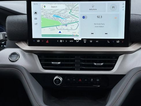 New 2026 Ford Explorer Active image 9