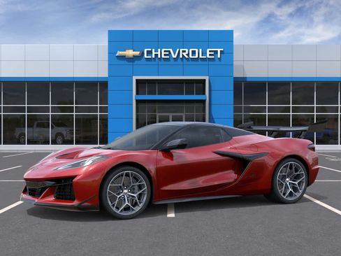 New 2026 Chevrolet Corvette ZR1 w/ ZR1 Carbon Fiber Aero Package RWD image 2