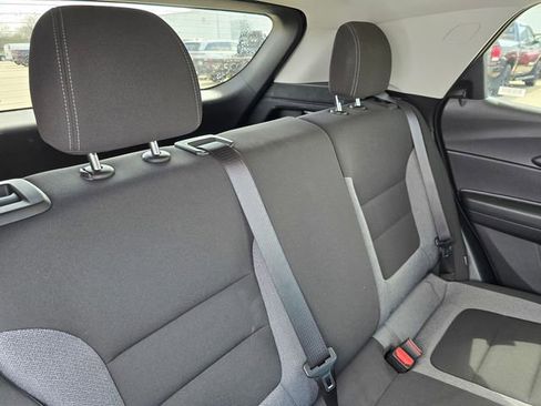 Used 2025 Chevrolet TrailBlazer LT image 12