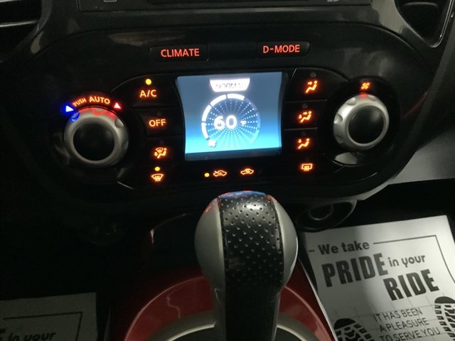 Used 2013 Nissan Juke SL AWD/4WD image 32