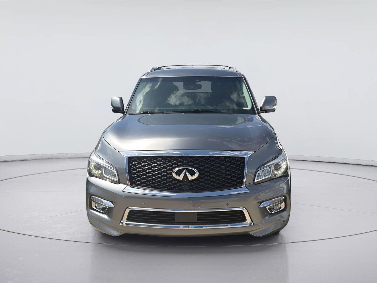 Used 2017 INFINITI QX80 2WD w/ Driver Assistance Package image 2