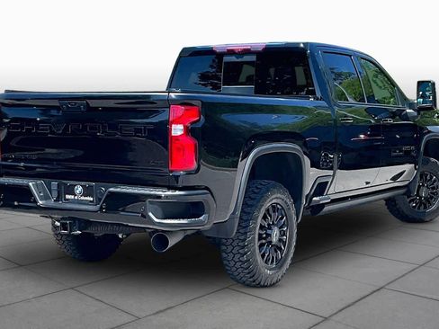 Used 2024 Chevrolet Silverado 2500 LTZ w/ LTZ Plus Package image 12